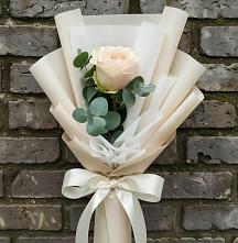 Букет цветов из:  Розы в Терезе