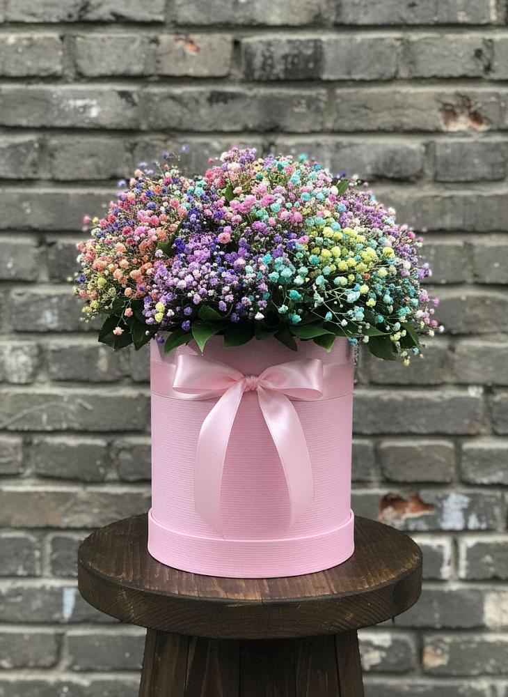 Цветочная композиция из Гипсофила и Розы в шляпной коробке в Терезе