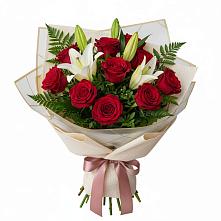 Букет цветов из:  Лилии и Розы в Терезе