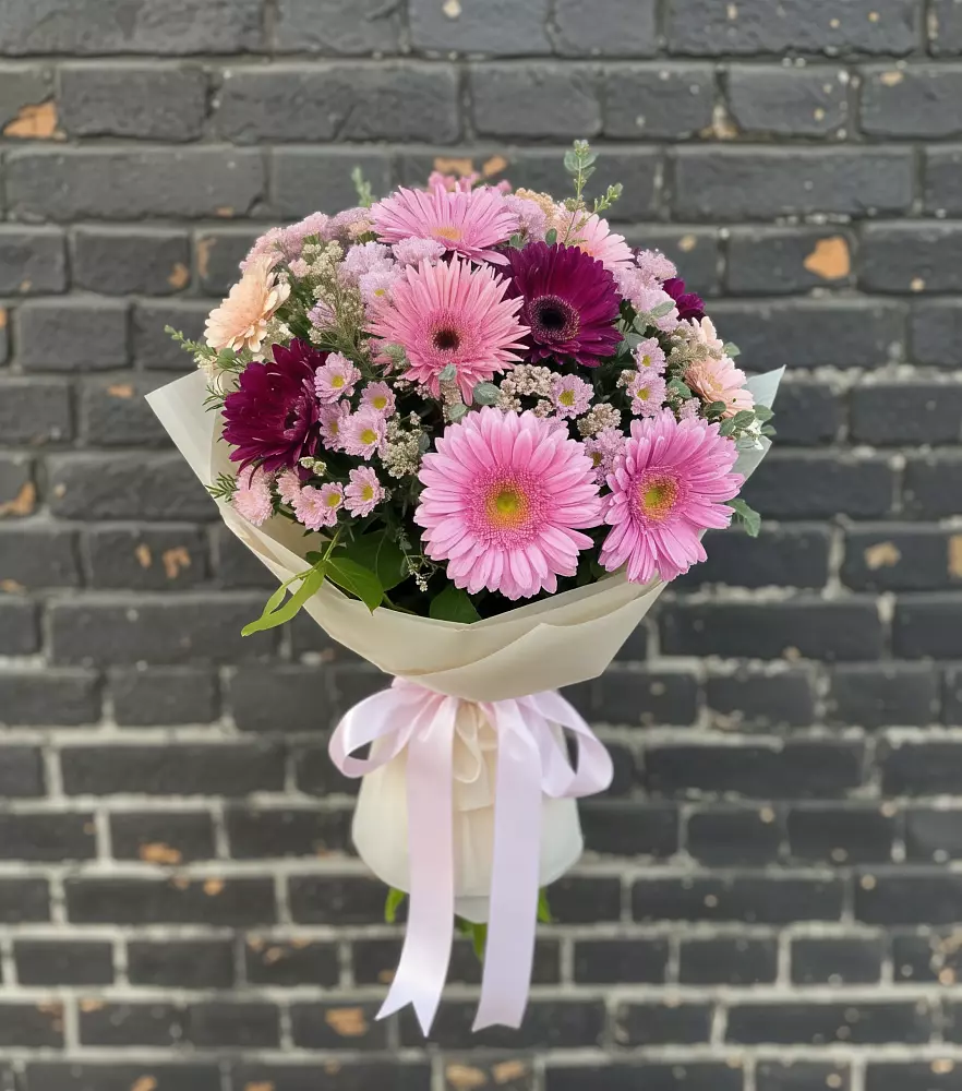 Букет цветов из: Герберы и Хризантемы в Терезе