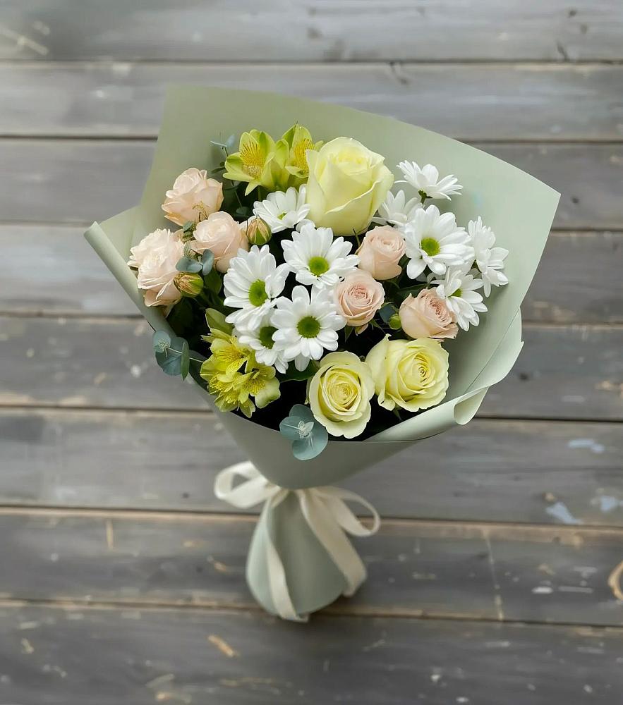 Букет цветов из: Альстромерии, Розы и Хризантемы в Терезе