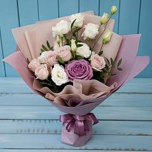 Букет цветов из:  Розы и Лизиантусы в Терезе