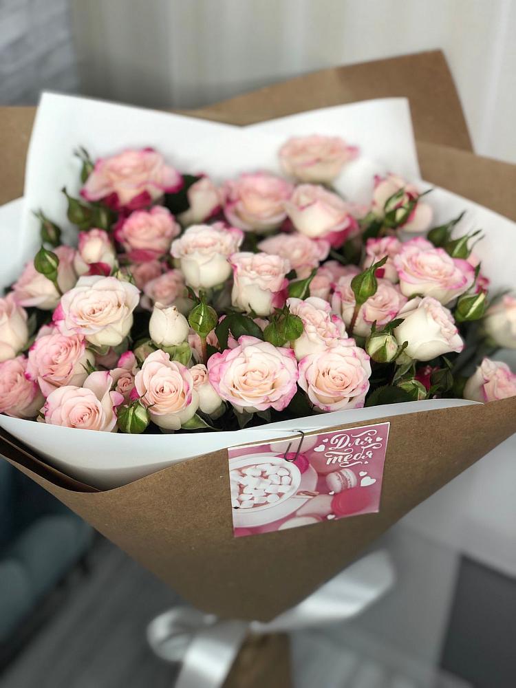 Букет цветов из: Розы в Терезе