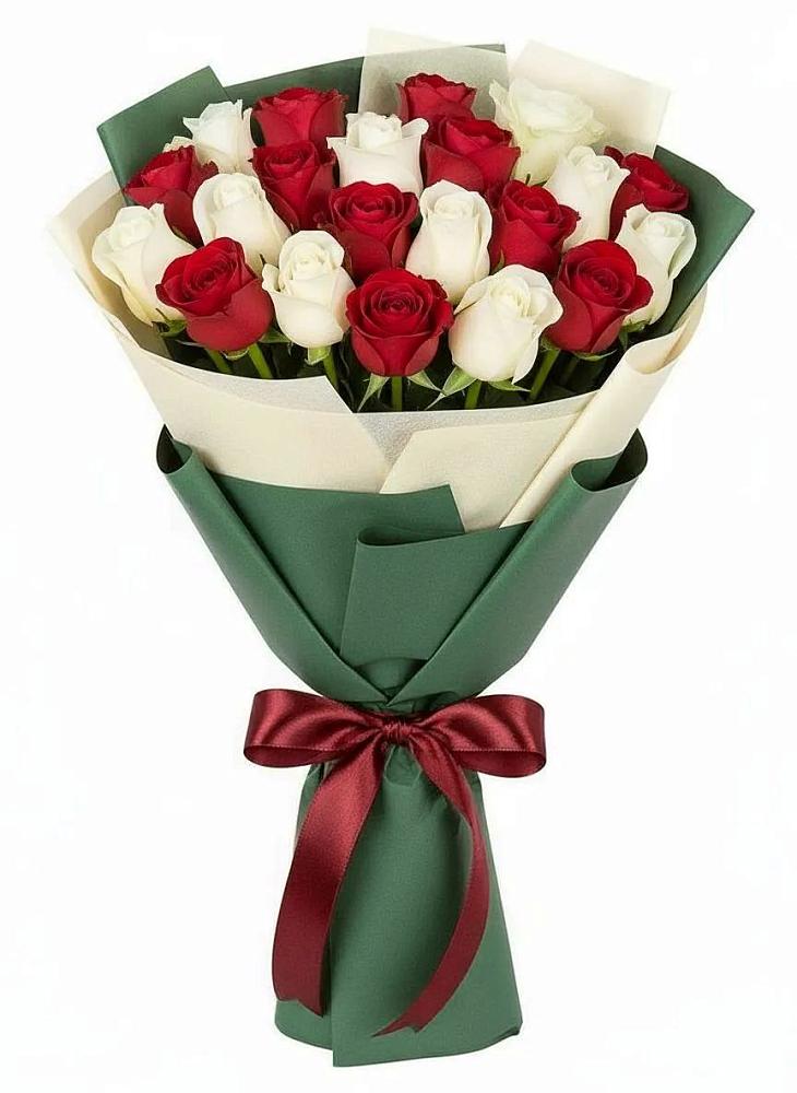 Букет Микс из красных и белых роз в Терезе