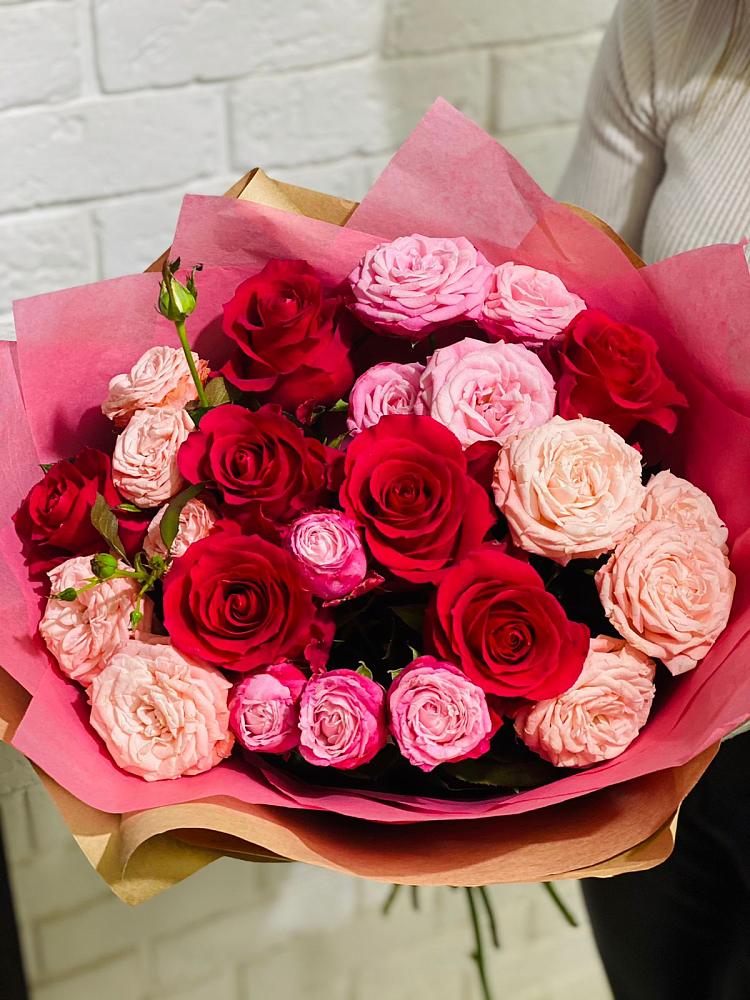 Букет цветов из: Розы в Терезе