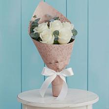 Букет цветов из:  Розы в Терезе