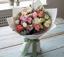 Букет цветов из:  Розы, Лизиантусы и Гвоздики #REPLACE_PRED# Терезе