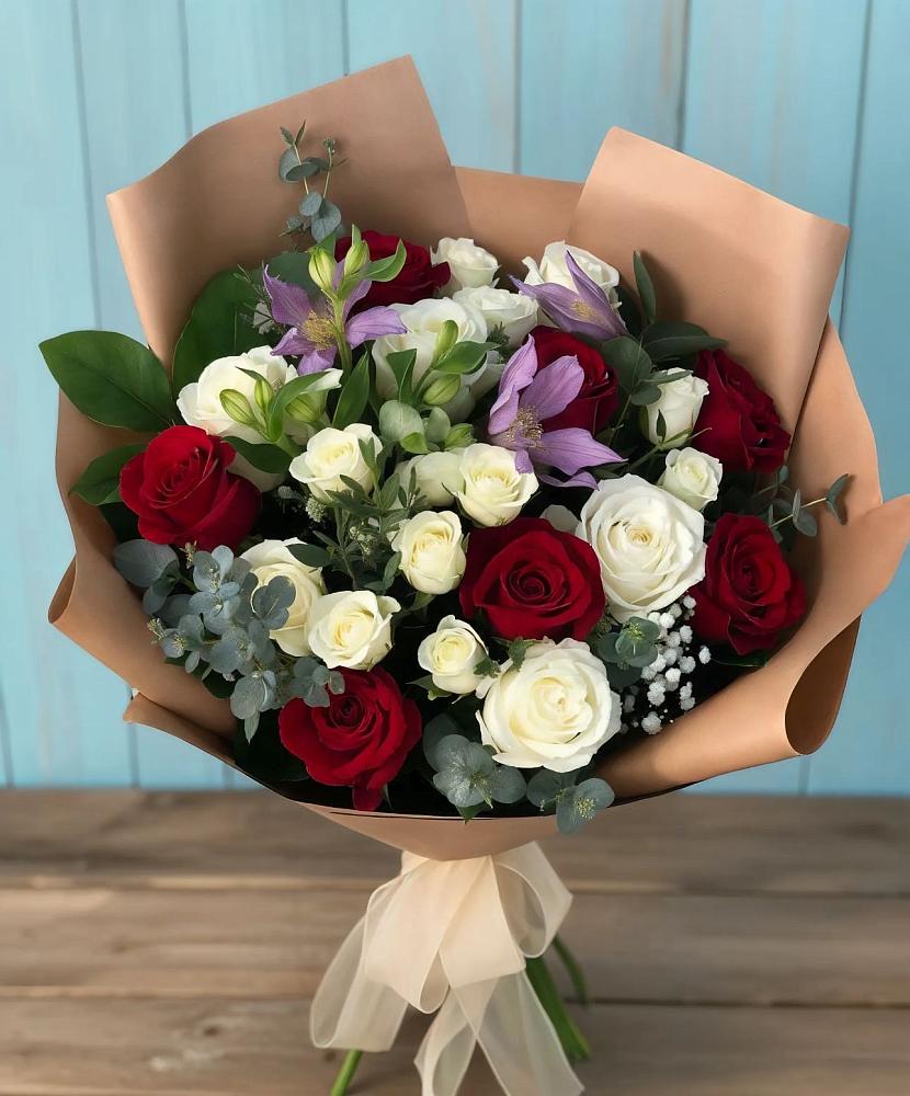 Букет цветов из: Розы и Альстромерии в Терезе