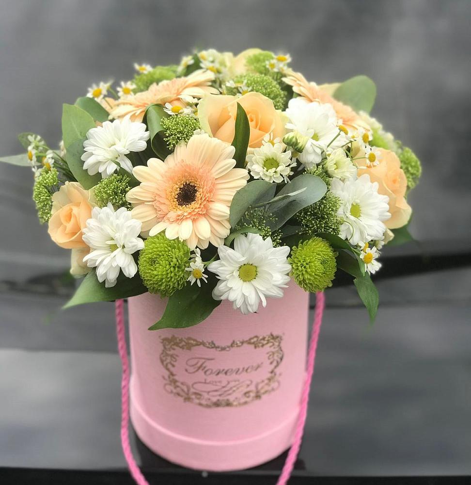 Цветочная композиция из Розы, Герберы и Хризантемы в шляпной коробке в Терезе