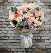 Букет цветов из:  Розы, Лизиантусы и Гвоздики в Терезе